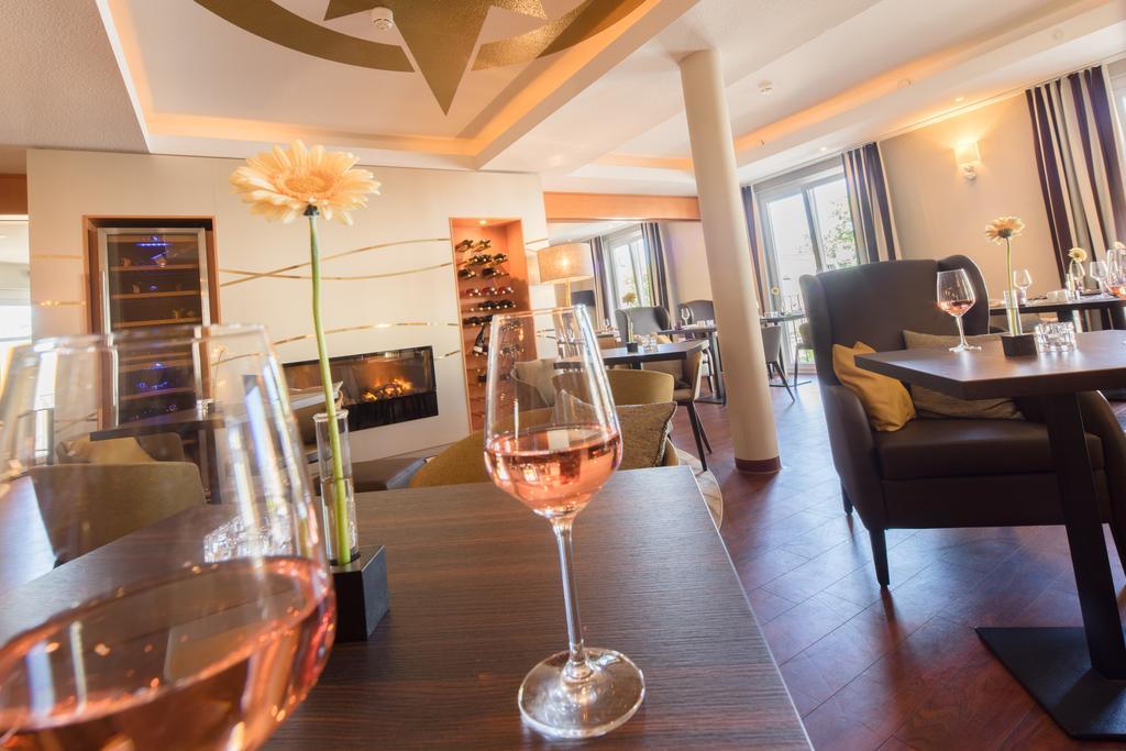 Moin Hotel Cuxhaven Exterior photo